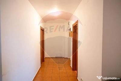 Apartament cu 2 camere decomandat în Nufărul - 10