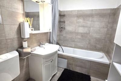 Apartament cu 3 camere semidecomandat în Florești - 3