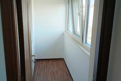 Apartament cu 2 camere semidecomandat în Tomești - 4