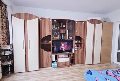 Garsoniera cu imbunatatiri mobilata si utilata Tiglina 1 - 2