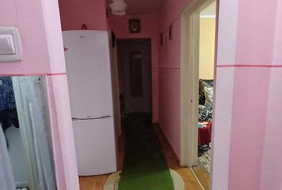 Apartament cu 3 camere decomandat în Micro 38 - 4