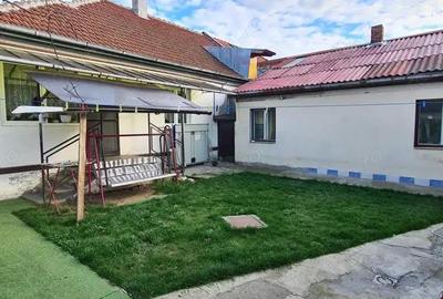 BRASADAS vinde casa 4 csm teren 5 ari zona 14 Msi.
