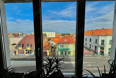 Apartament central 3 camere, vedere panoramica- Oradea - 4