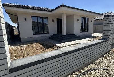 Bocalin Home vinde casa nou Santandrei (Gard Inclus) - 1