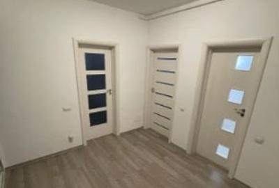 Aviatiei METROU,bl.2018,et.1/7,decomandat,Amenajat,centrala,loc parcare,Liber