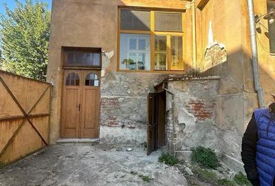 De vanzare casa nemteasca, demisol+parter, zona Balcescu - 3
