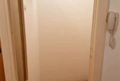 Garsoniera 16 mp Bd. Carol - Izvorul Rece bloc risc seismic 1 Garsoniera 16 mp Bd. Carol - Izvorul Rece bloc risc seismic 1 - 13