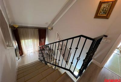 Casă cu 5 camere cu Teren 700 Mp în Gherăiești - 16