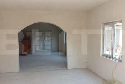 Casă cu 5 camere cu Teren 619 Mp în Central - 1