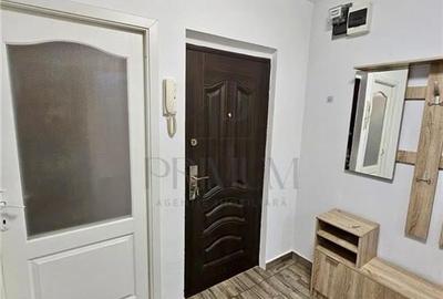 COMPLEX - 2 Camere - Decomandat - Etaj intermediar - Mobilat - 6