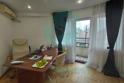 Apartament cu 4 camere semidecomandat în P-ța Sfântul Ștefan - 13