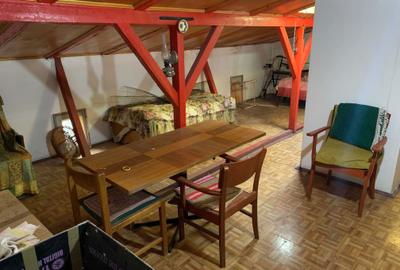 Casă cu 4 camere în Unirii - 2