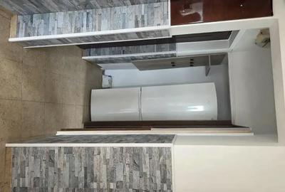 Apartament cu 3 camere decomandat în Central - 2