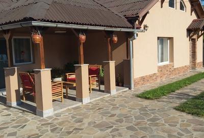 Casă cu 2 camere cu Teren 200 Mp în Central - 3