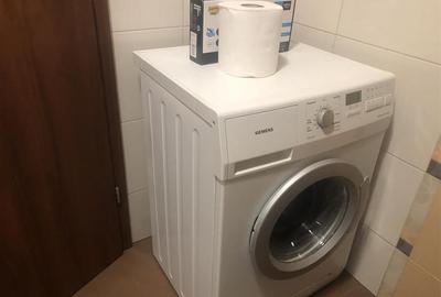 Apartament cu 3 camere decomandat, mobilat în Tractorul - 18