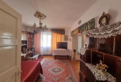 CASA CU ETAJ IN CENTRU - 2