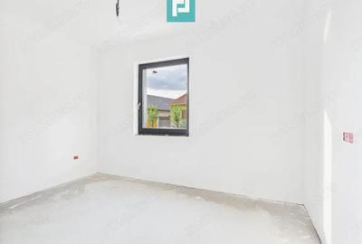 Casa noua, la sol in Vladimirescu - 12