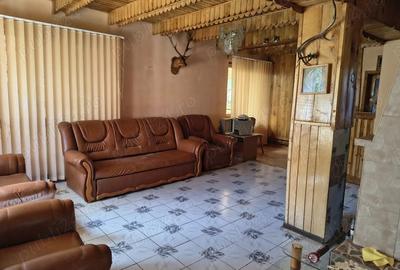Casă cu 4 camere cu Teren 1000 Mp în Central - 6