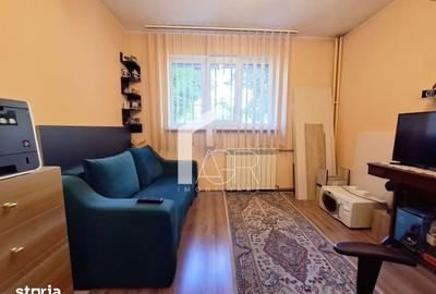 Apartament cu 3 camere decomandat în 9 Mai - 5