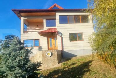 Casă cu 7 camere cu Teren 775 Mp în Cocorăștii Grind - 1