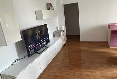 Apartament cu 3 camere decomandat în Micro 16 - 4