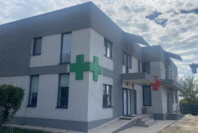 Spațiu Medical Clinică+Farmacie - 1