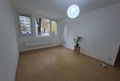 Obor,Mihai Bravu langa Primaria Sectorului 2 - 3