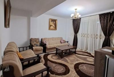 Apartament cu 3 camere decomandat în Cug - 3