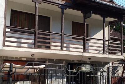 Casă cu 4 camere în Poiana Brașov - 8