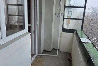 Apartament cu 3 camere decomandat în Calea Moldovei - 5