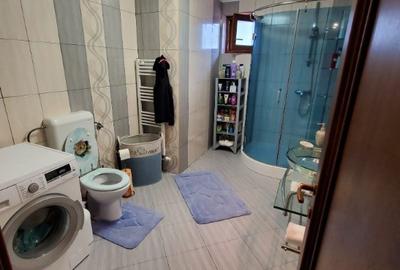 Casă cu 5 camere cu Teren 1052 Mp în Livada - 3