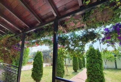 Casă cu 4 camere în Hemeiuș - 2