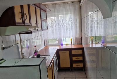 Apartament cu 3 camere decomandat în Ostroveni - 3