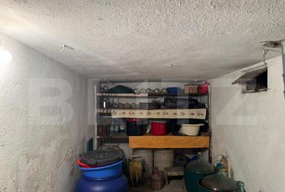 Casa de vanzare, cu 3 camere, 120 mp, 1080 mp teren, zona Si - 9