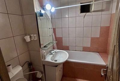 Apartament cu 3 camere decomandat în Mediaș - 4