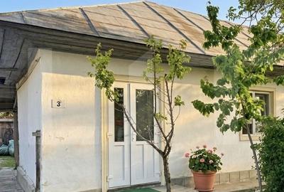 Casă cu 2 camere cu Teren 569 Mp în Central - 1