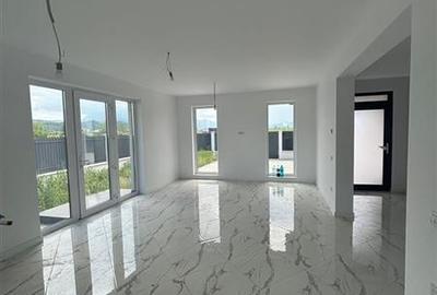 Casa in Cristian, plan parter, 3 dormitoare, 120mp utili, teren 550mp, Cristian - 3