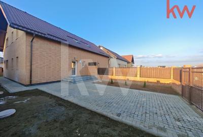 Casa noua, utilata si mobilata - zona Damilla - 4