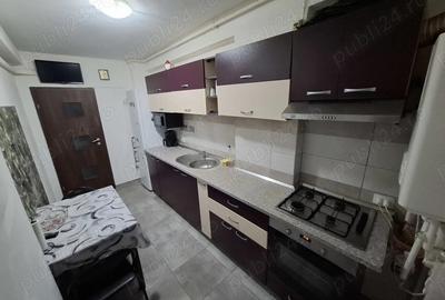 Apartament cu 2 camere decomandat în Apărătorii Patriei - 8