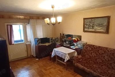 Apartament 3 camere, 2 bai, balcon + boxa Strada Republicii nr. 21 - 3