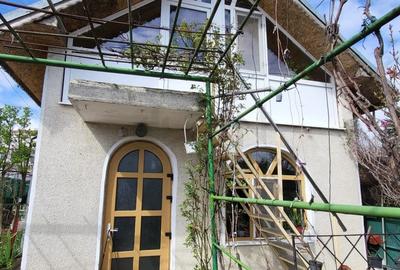 Casă individuală cu 4 camere în Băneasa