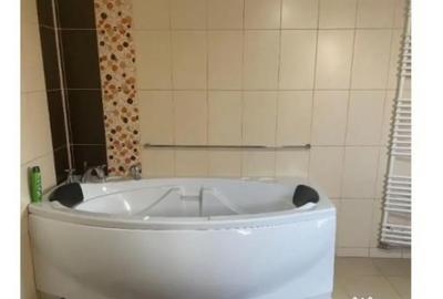 Casă cu 7 camere cu Teren 1600 Mp în Jilava - 4