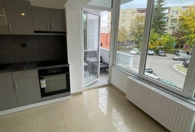 Apartament 4 camere, centru civic, etaj 1, Sanzienelor - 9