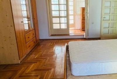 Casa singur in curte- Centrul Vechi Casa singur in curte- Centrul Vechi - 1