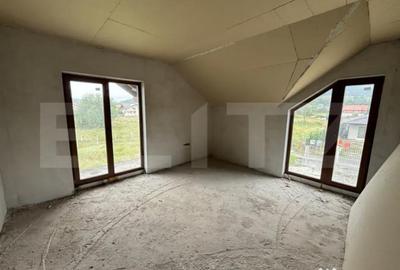 Casă cu 4 camere cu Teren 790 Mp în Șimleu Silvaniei - 7