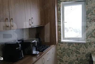 Apartament cu 2 camere decomandat în Ipotești - 3