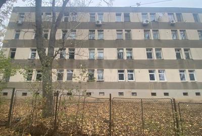 Spațiu comercial, de 1,350 mp, în Pipera - 5