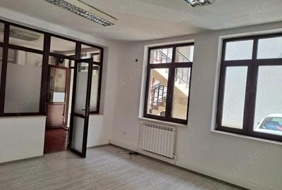 Inchiriez birou central langa Primarie strada Tudor Vladimirescu