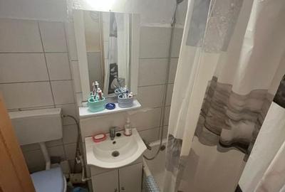 Dacia intersectie-apartament 2 camere decomandat - 3