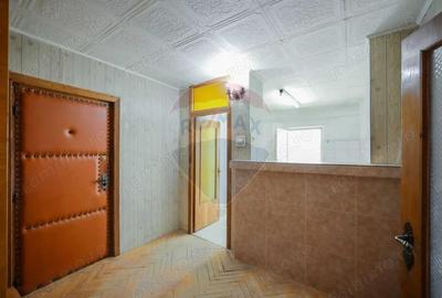 Apartament cu 2 camere decomandat în Cantemir